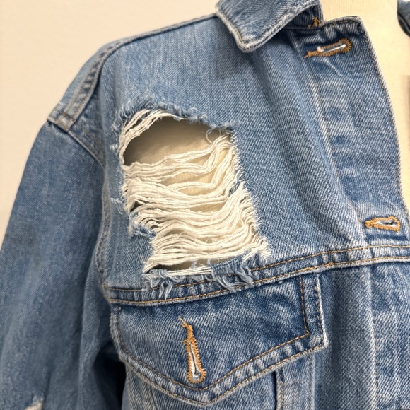 Topshop Destroyed Denim Jean Jacket Size 6 - Picture 3 of 6